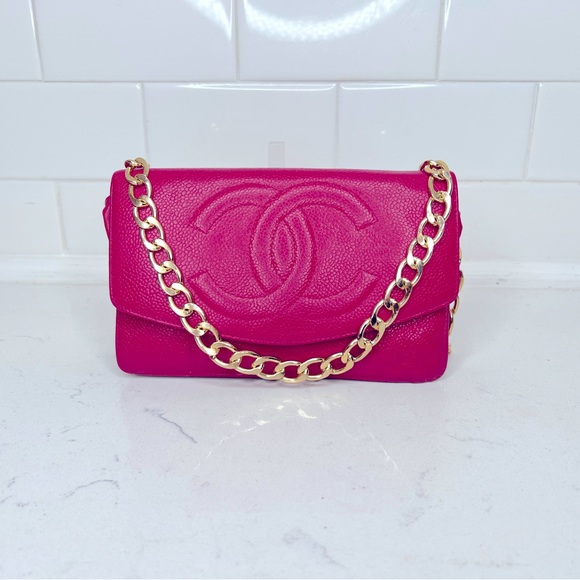 CHANEL Handbags - 💯 AUTH Chanel vintage half flap pink caviar skin clutch/evening bag